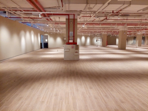 Trung Tâm Thương Mại