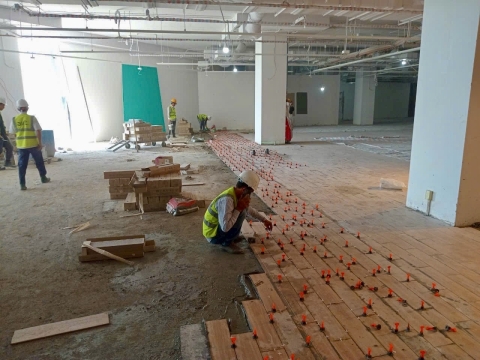 Thi Công & Hoàn Thiện Quy Mô Lớn